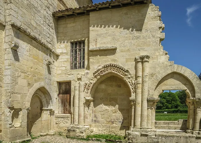 Petit Est - Eco Cottage In Large Private Garden Near Saint-Emilion