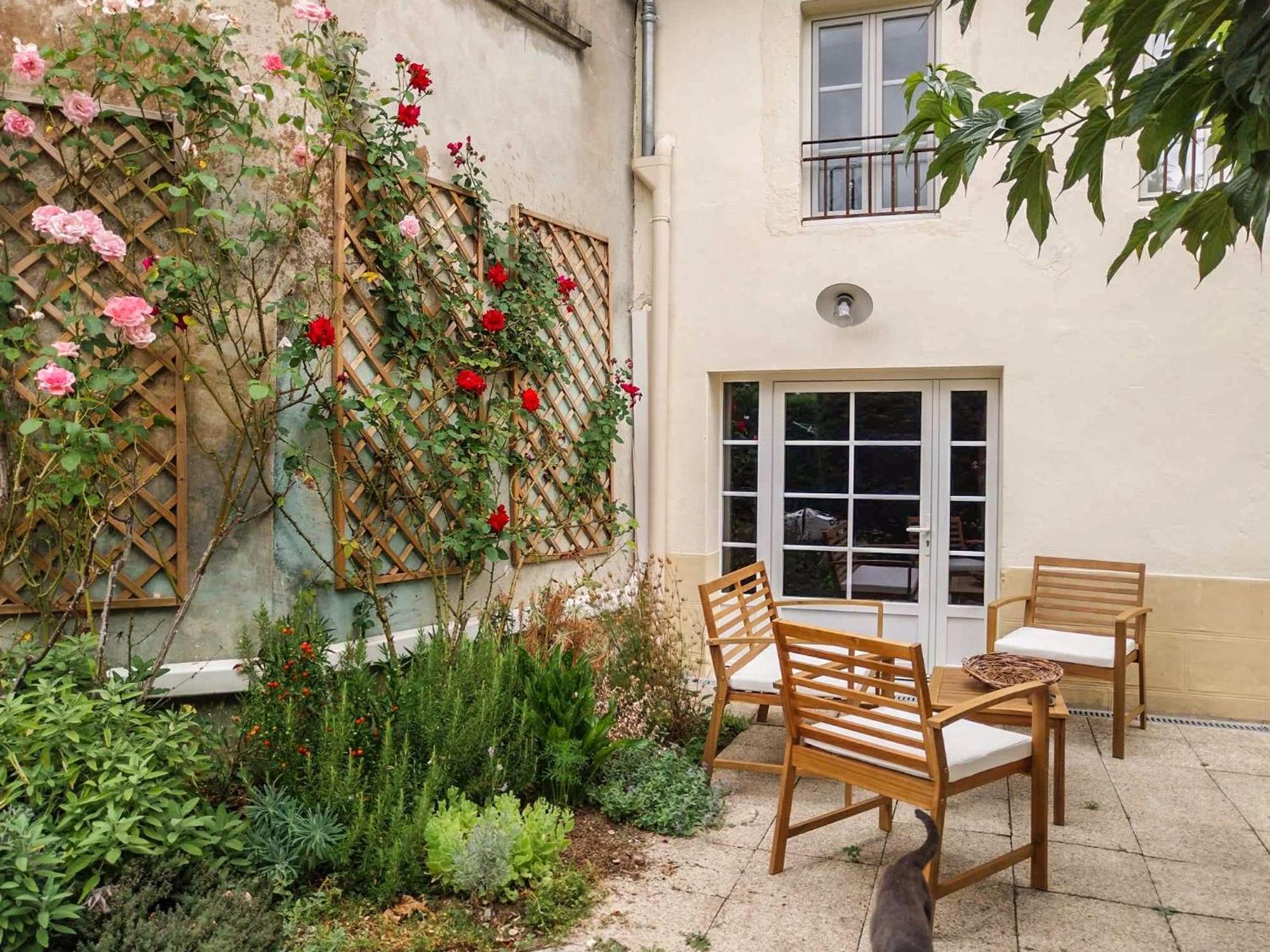 Holiday home Petit Est - Eco In Large Private Garden Near Saint-emilion Blasimon